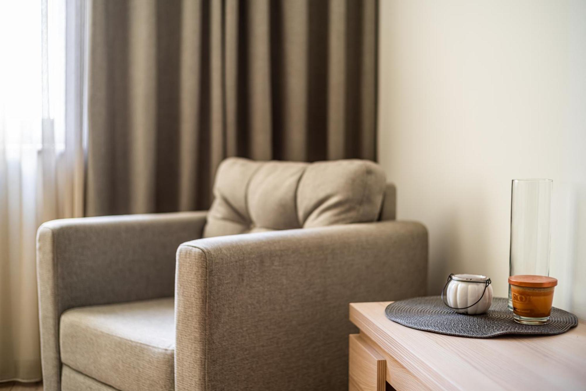 יירבאן Thames Apartment By Downtown Inn, City Center מראה חיצוני תמונה